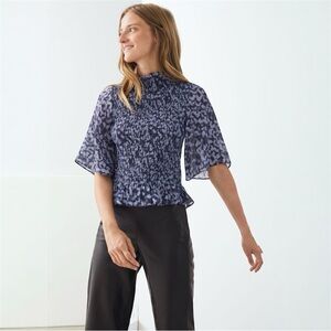 & Other Stories top is a lilac floral print blouse Size 2